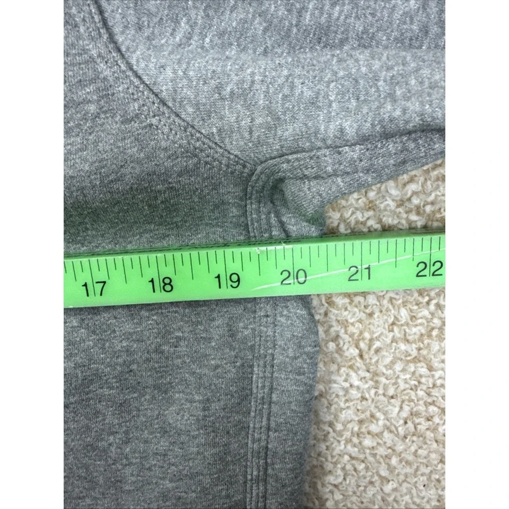 Nike Sportswear Club Fleece Pullover Hoodie Youth/Boy's Size XL Gray CJ7861-091